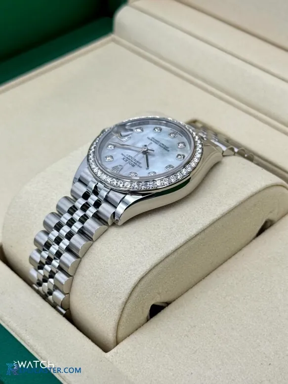 Datejust 28mm white dial close-up