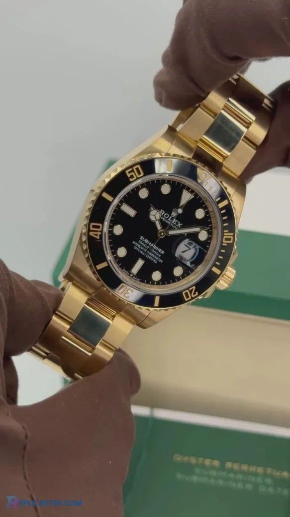 Rolex Submariner 41mm watch angle view