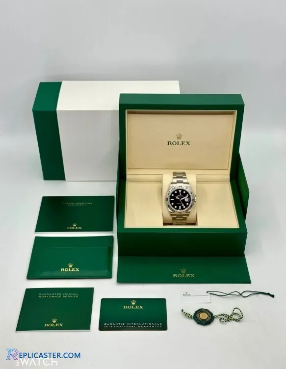 Explorer II 226570 movement view